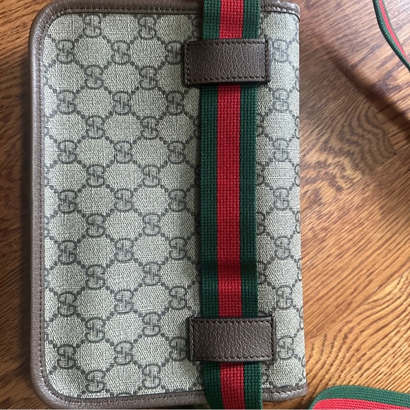 GUCCI MESSENGER - Picture 3 of 6